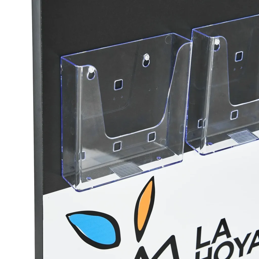 Expositores personalizados - Artesanias Oviedo